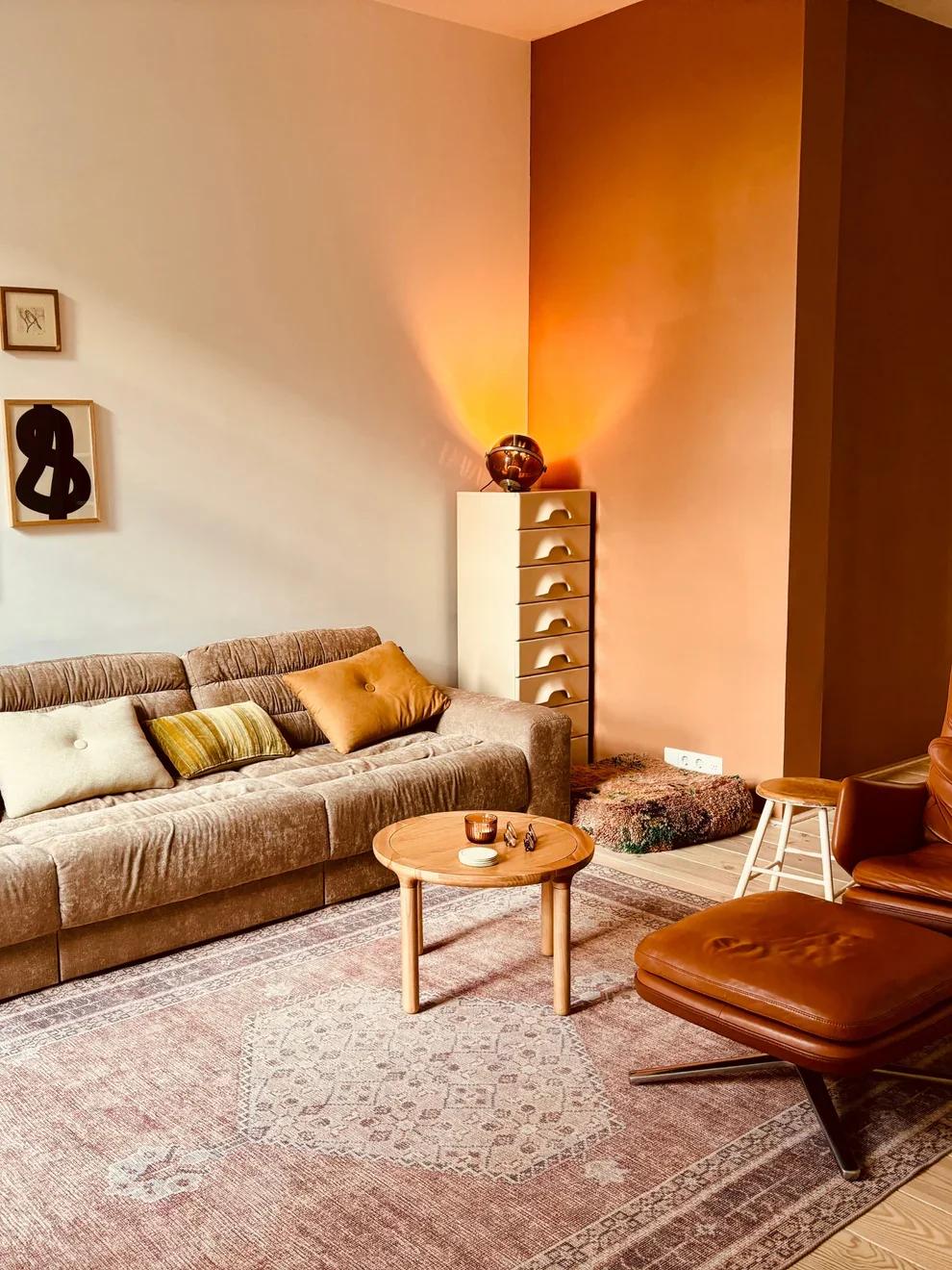 Yelda Lomé Vintage Rug hover